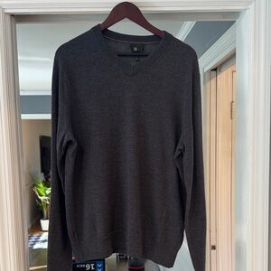 Men’s Banana Republic Dark Gray Merino V-Neck Sweater